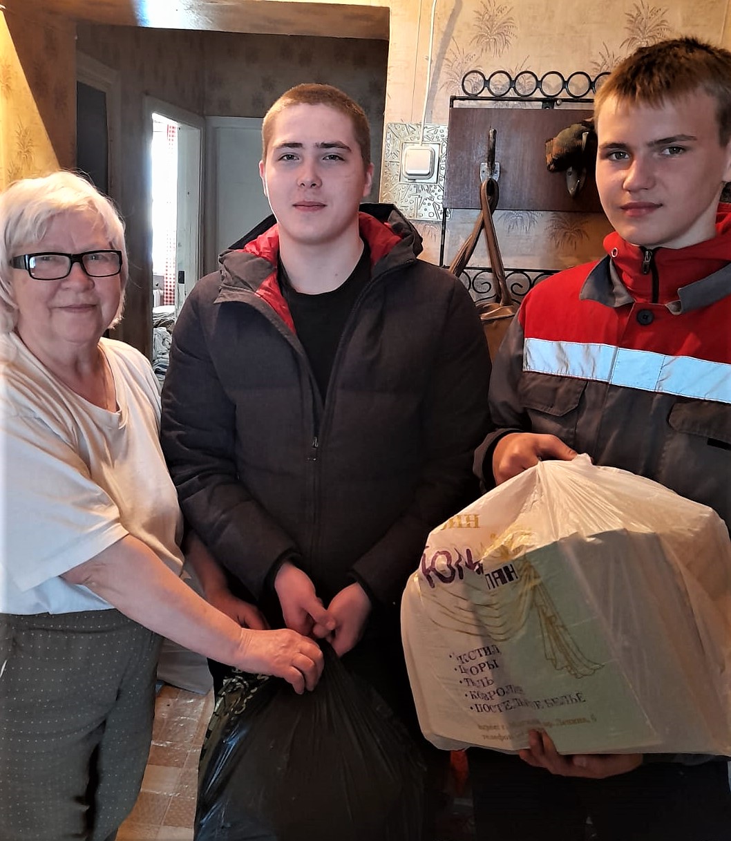 студенты техникум